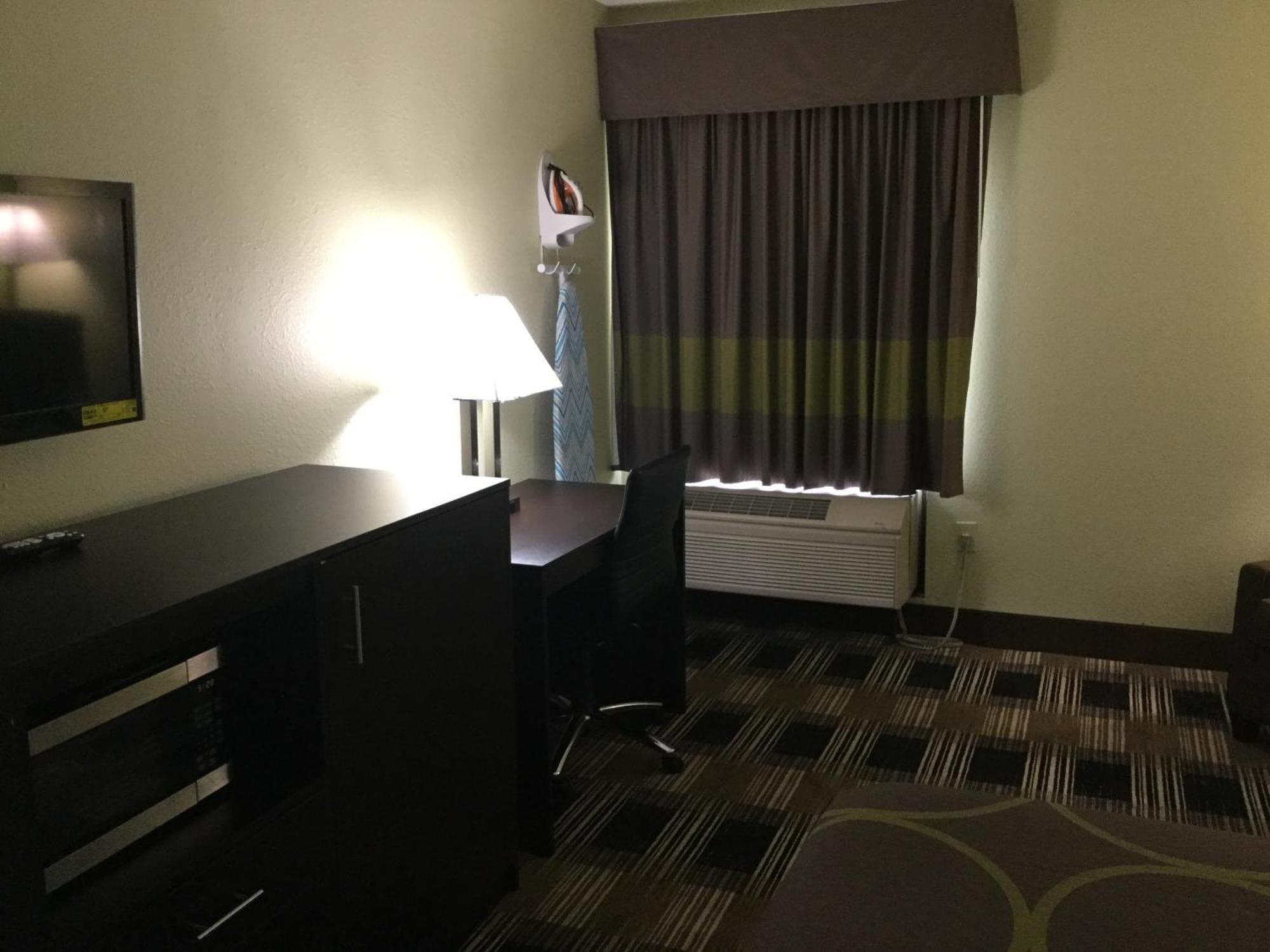 Super 8 By Wyndham Greer/Spartanburg Area Екстер'єр фото