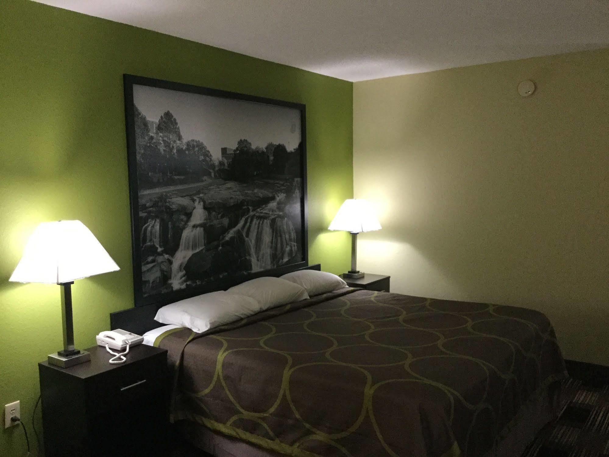 Super 8 By Wyndham Greer/Spartanburg Area Екстер'єр фото