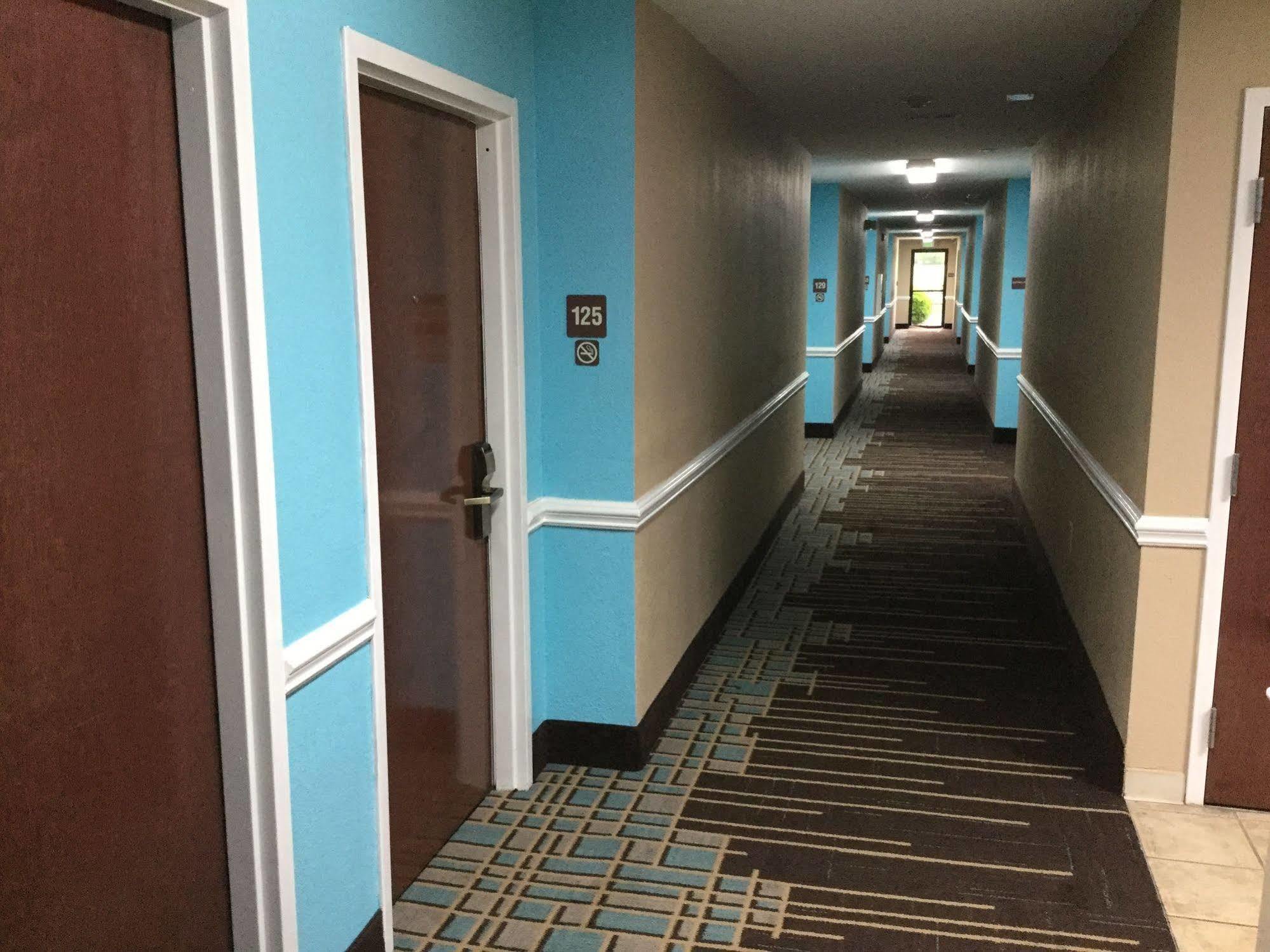 Super 8 By Wyndham Greer/Spartanburg Area Екстер'єр фото