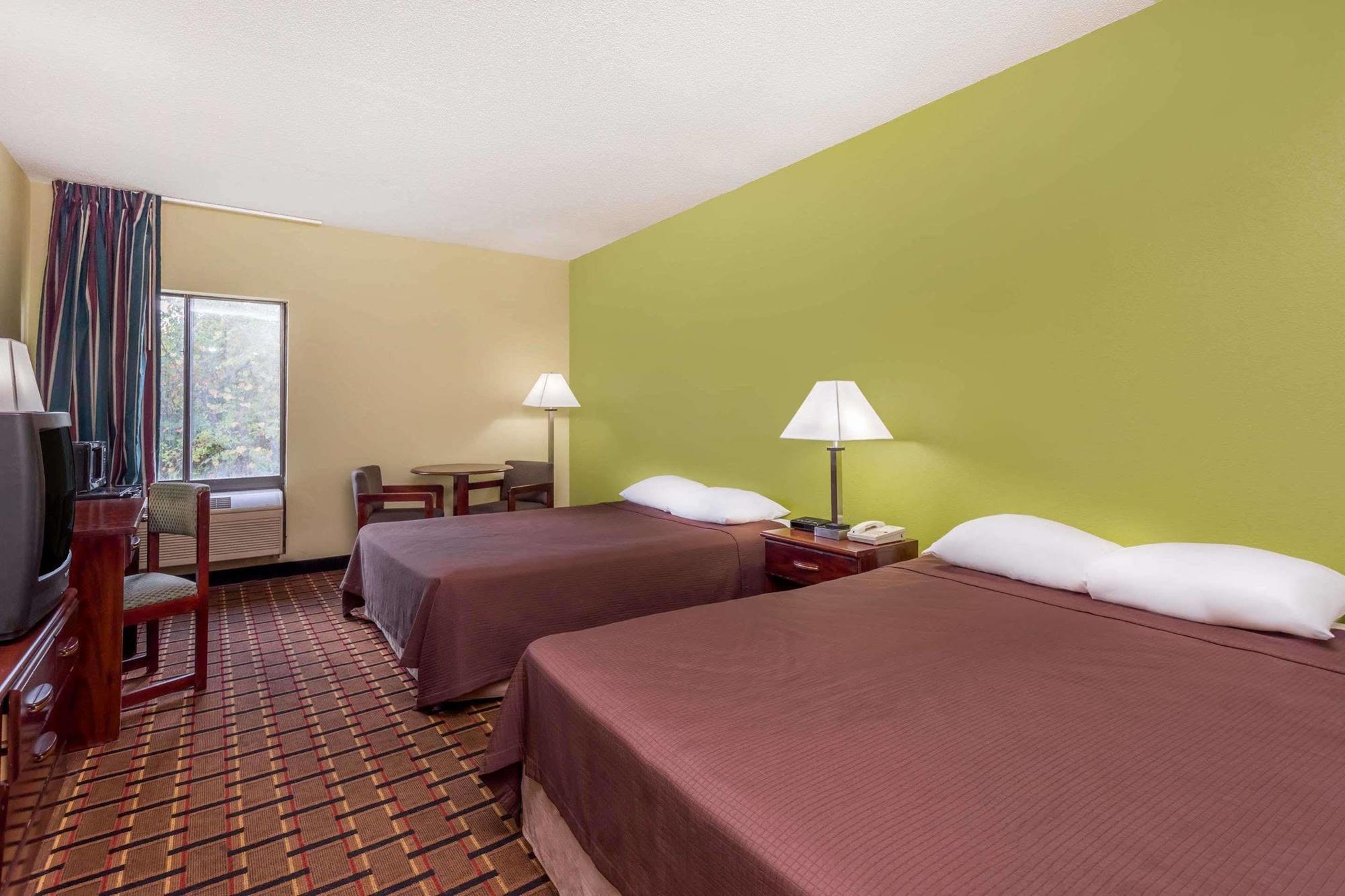 Super 8 By Wyndham Greer/Spartanburg Area Екстер'єр фото