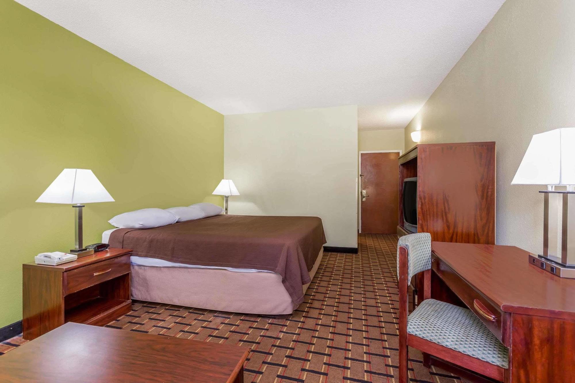 Super 8 By Wyndham Greer/Spartanburg Area Екстер'єр фото